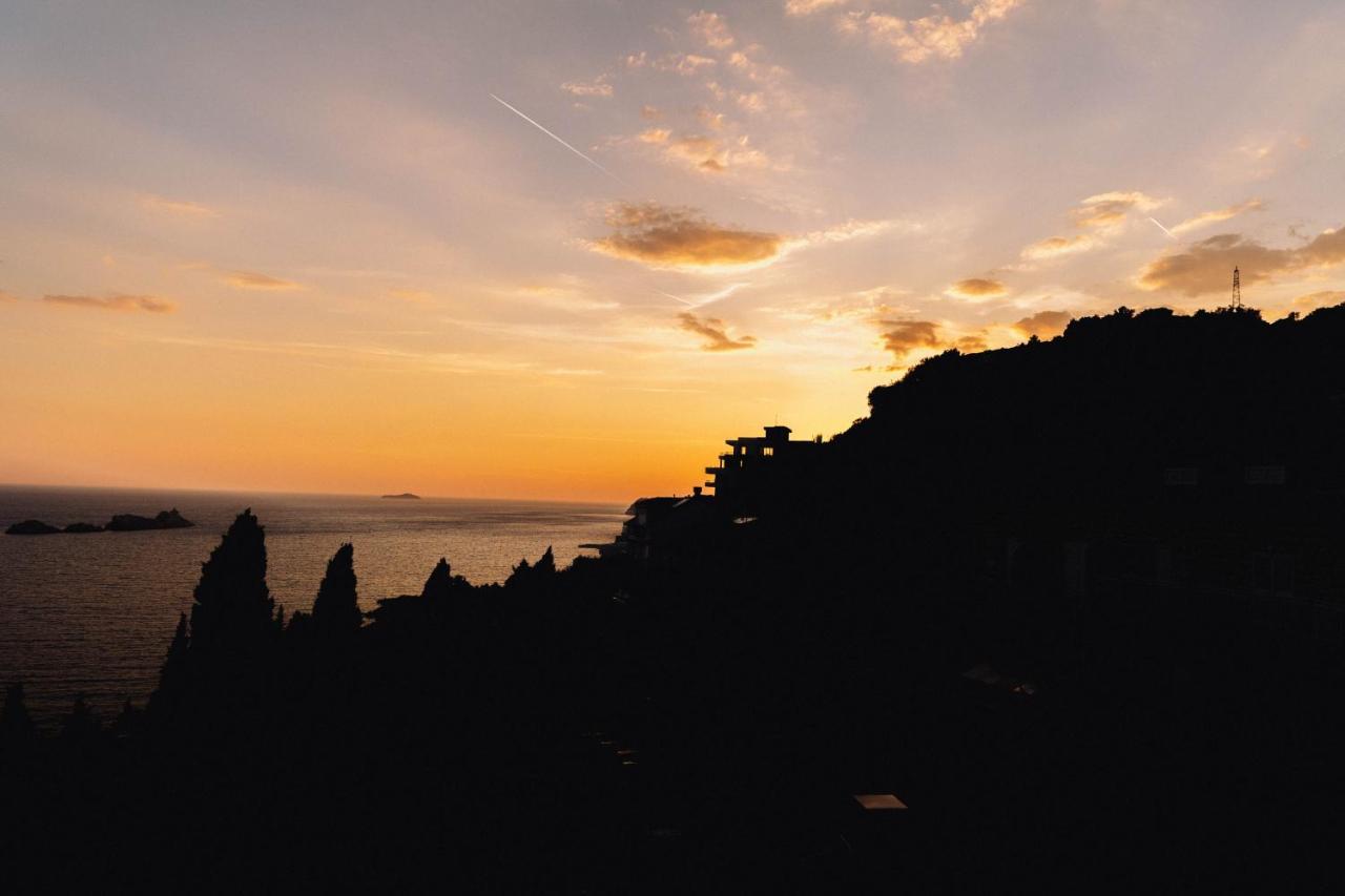Gold Dubrovnik